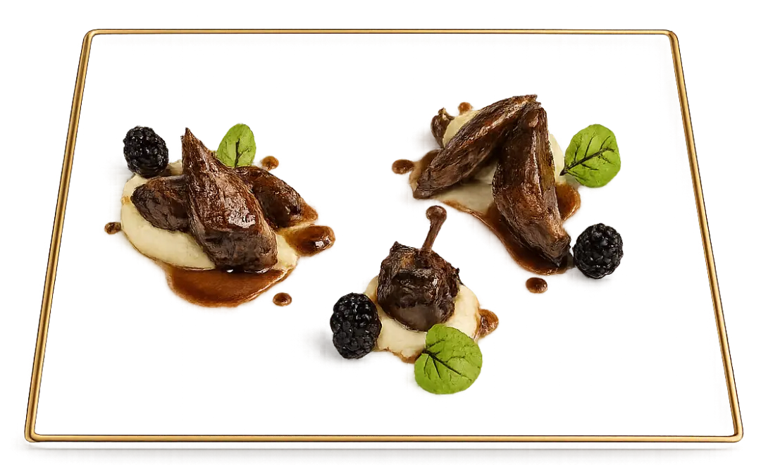 Colombaccio al gelso nero con patate cotte al sale